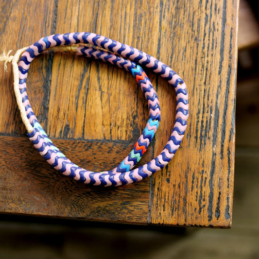 Mga Perlas na Kalakalan ng Bohemian Snake Beads Strand