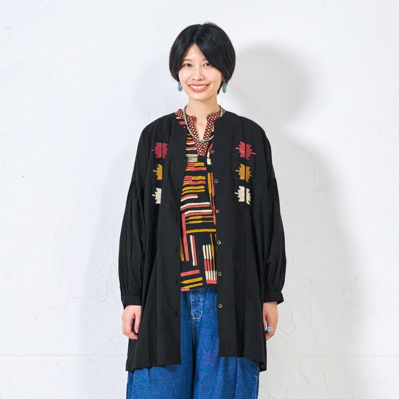 Cotton Crown Embroidery Blouse
