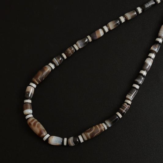 Dzi Beads and Striped Dzi Beads Strand