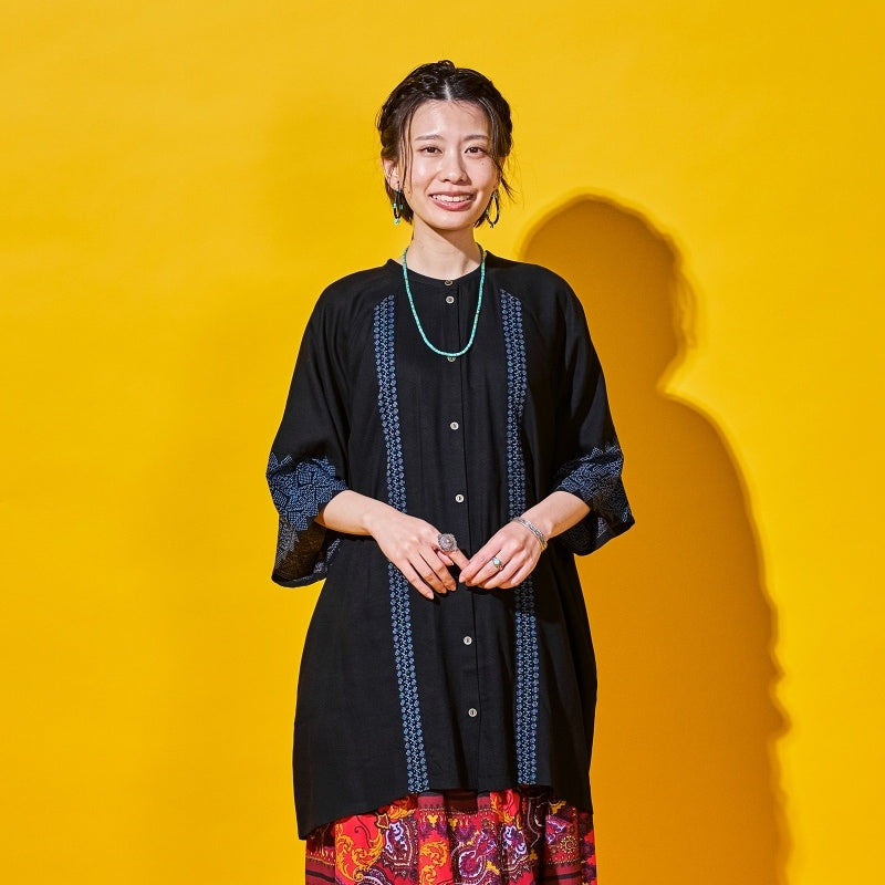 Rayon Geometric Line Print Raglan Blouse