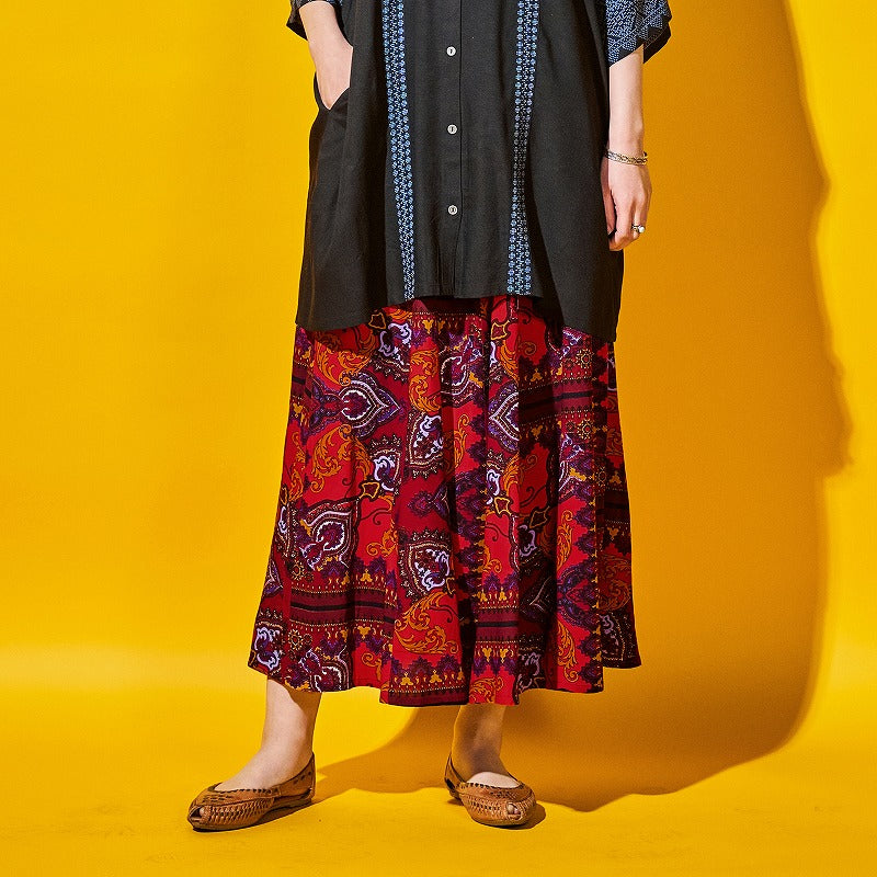 Rayon Vertical Seam Print Skirt