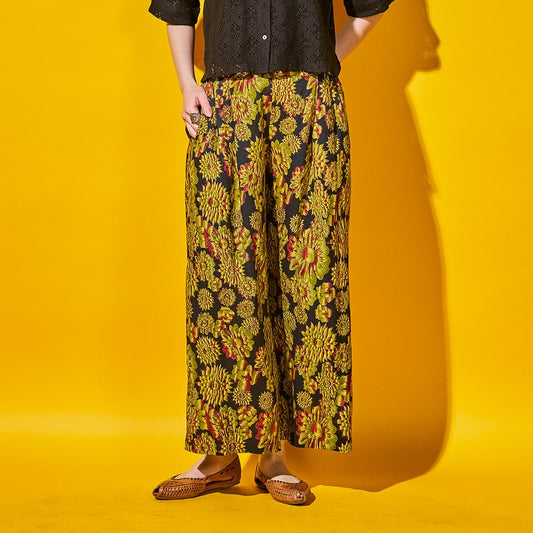Terry Voile Flower Gradient Print Tuck Pants