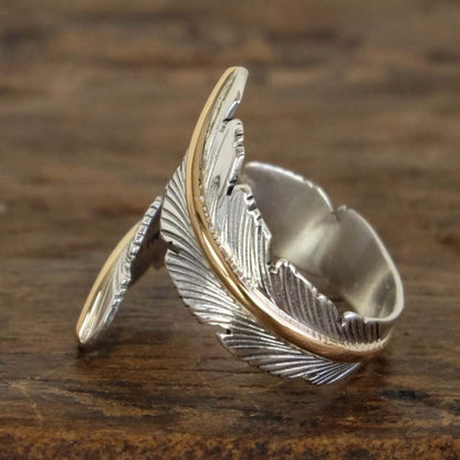 Feather Adjustable Ring ni Harvey Mace