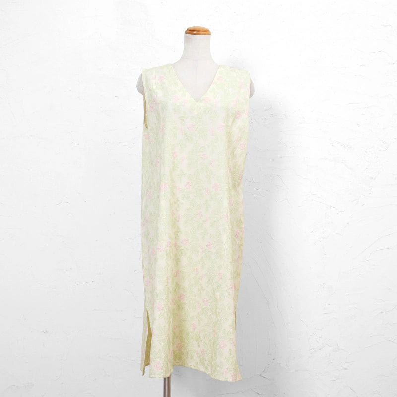 Leaf Embroidery Sleeveless Dress