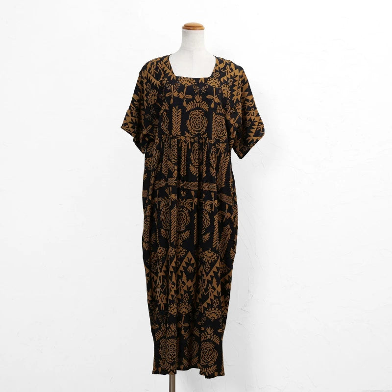 Rayon Volume Dress with Gathered Switch