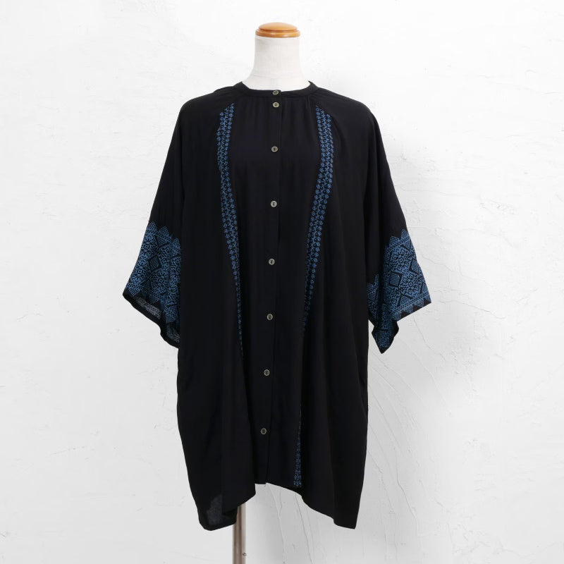 Rayon Geometric Line Print Raglan Blouse
