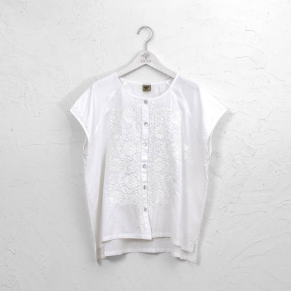 Cotton Lucknow Embroidery Sleeveless Blouse N