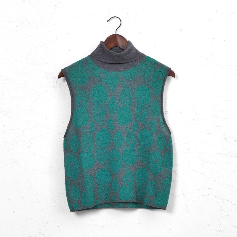 Silhouette Flower Turtleneck Vest