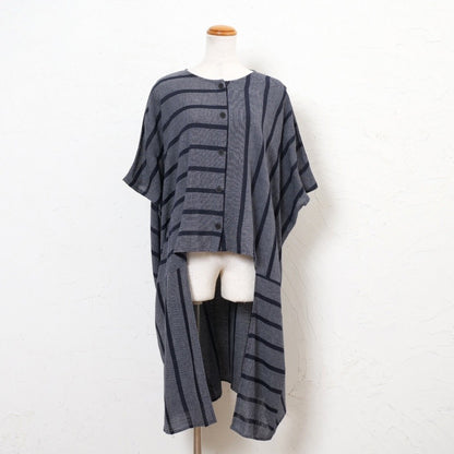 Striped Weave Front Short Blouse
