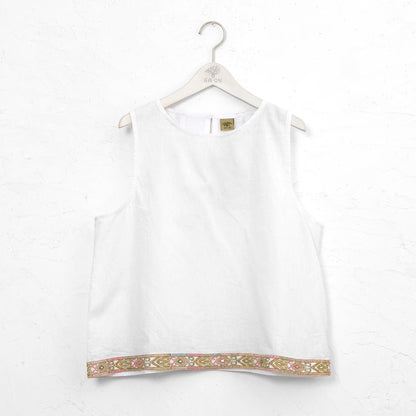 Embroidered Tape Pullover
