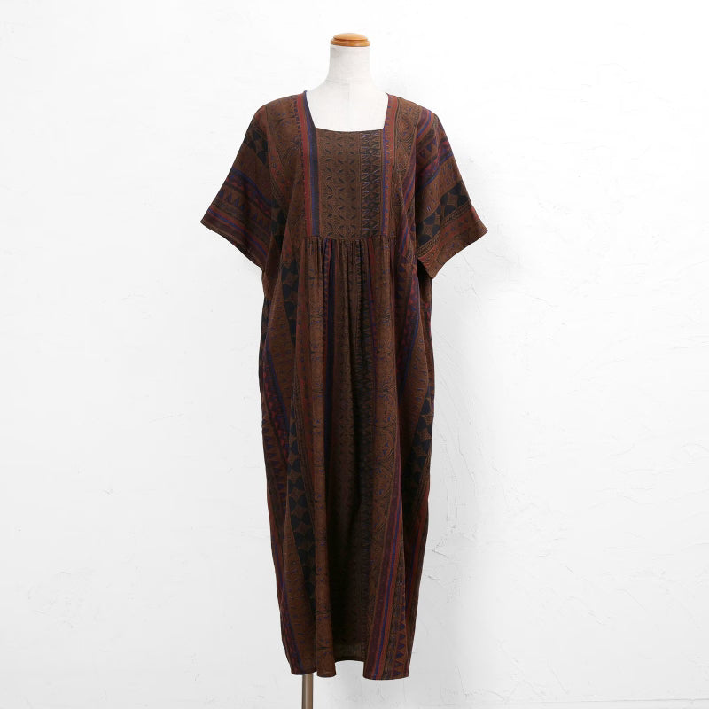 Rayon Volume Dress with Gathered Switch