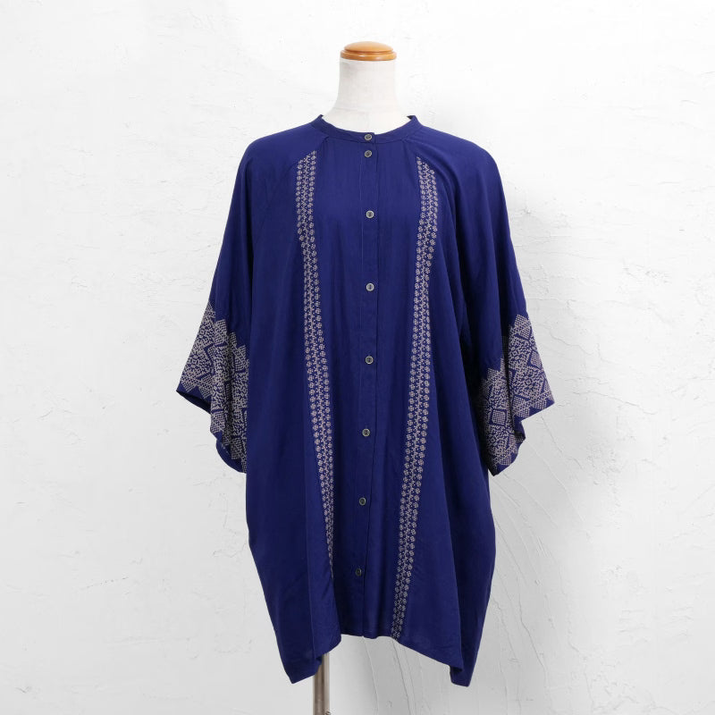 Rayon Geometric Line Print Raglan Blouse