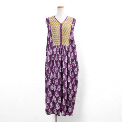 Bi-Color Flower Print Sleeveless Front-Open Dress