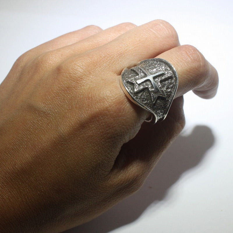 Серебряное кольцо от Аарона Андерсона