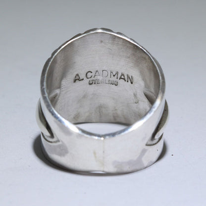 แหวนลวดลายประทับโดย Andy Cadman