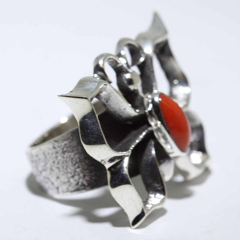 Anillo de Coral por Aaron Anderson - Talla 7.5