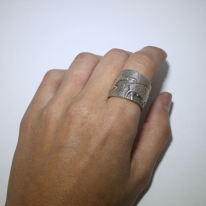 Anillo de Plata por Darryl Dean Begay Talla 8