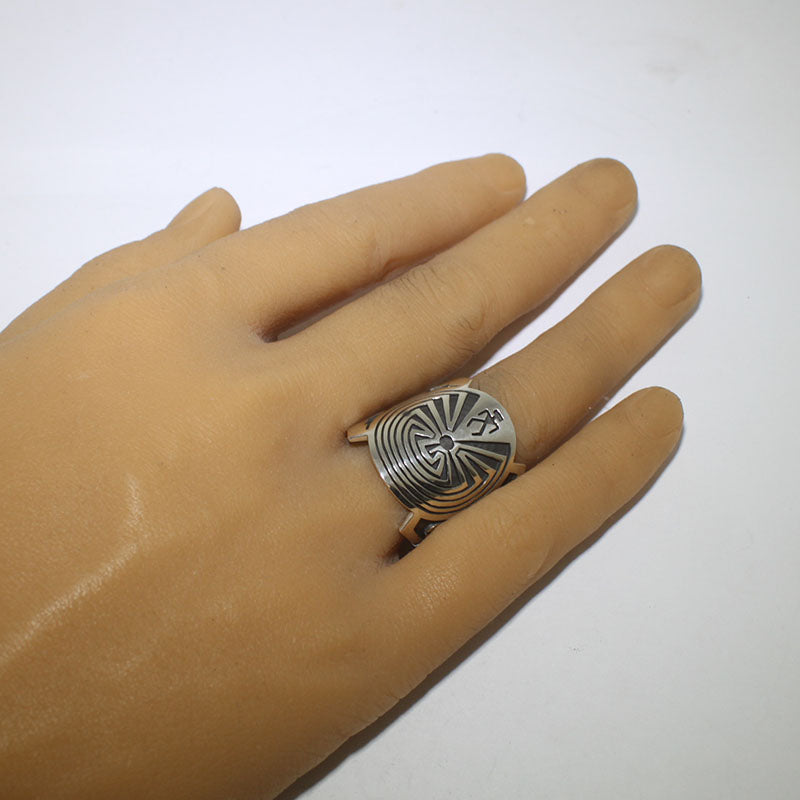 贝拉·塔瓦洪瓦的银戒指 - 10.5号