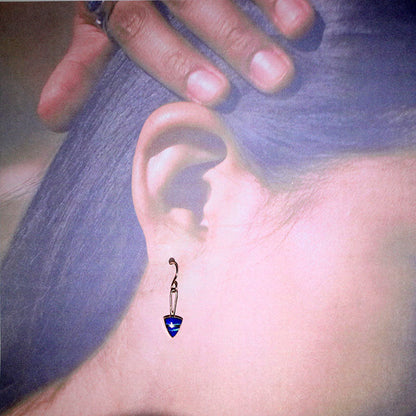 Boucles d'oreilles incrustées par Stone Weaver