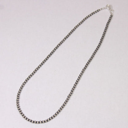 Collier de Perles Navajo à Micro Perles
