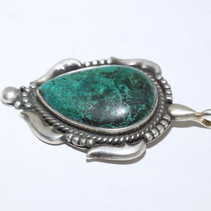 Pendentif en malachite par Eddison Smith