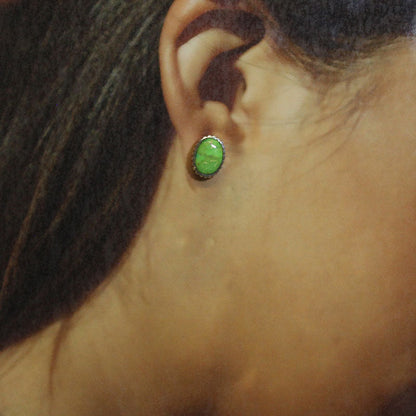 Anting Gaspeite oleh Jason Begaye