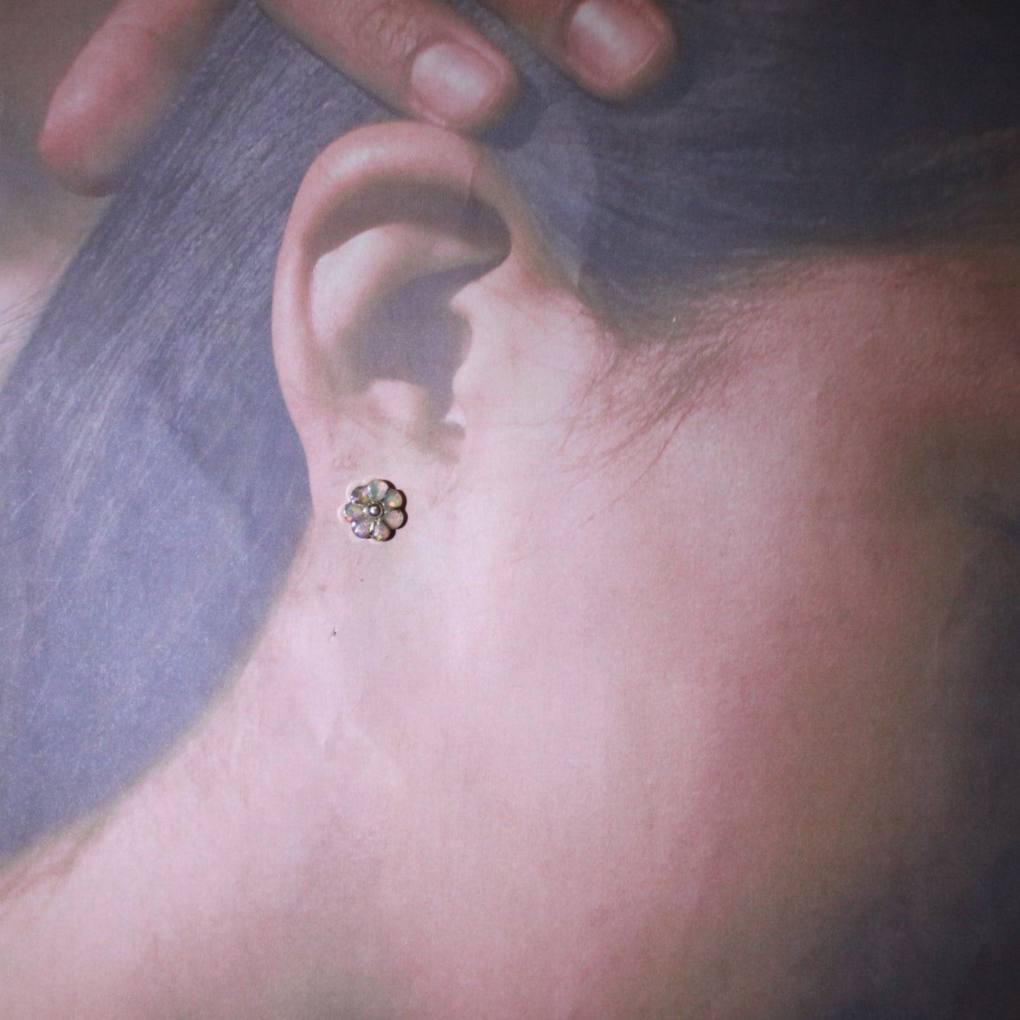 祖尼花卉镶嵌耳环