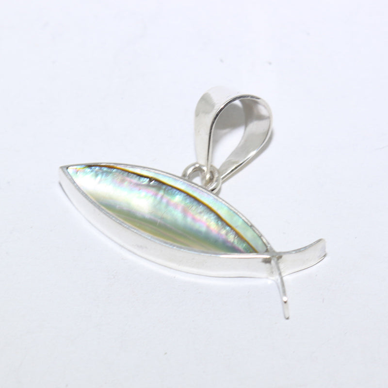 Pendentif Poisson par Calvin Manygoat