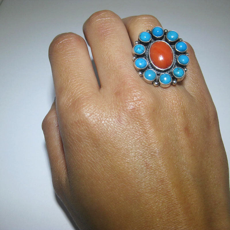 达雷尔·卡德曼设计的簇状戒指，6号尺寸