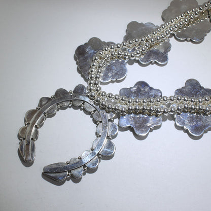 Смешанное ожерелье из бирюзы и цветков тыквы