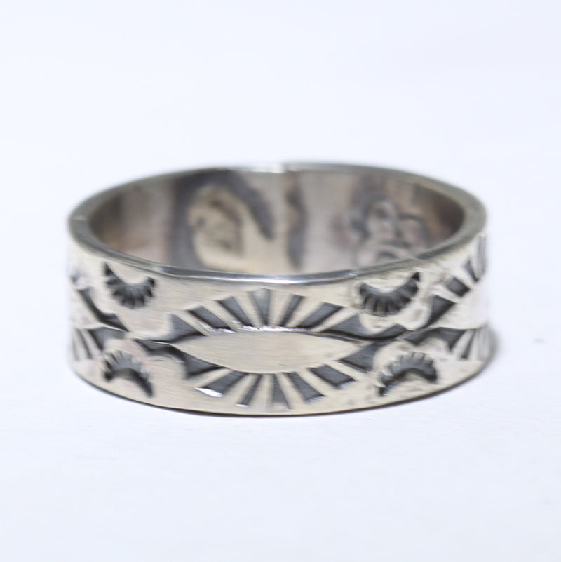 Серебряное кольцо от Кинсли Натони - размер 7.5