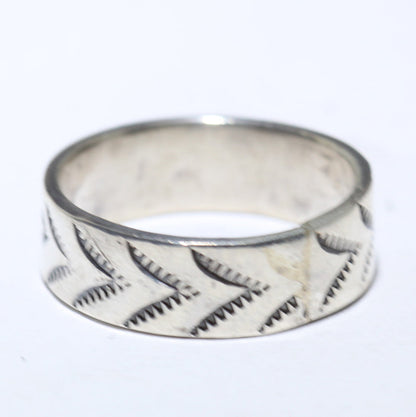 Silver Ring ni Kinsley Natoni- 8.5