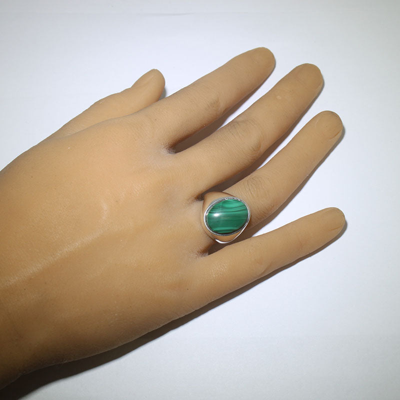 Anello con gambo fuso in malachite taglia 9