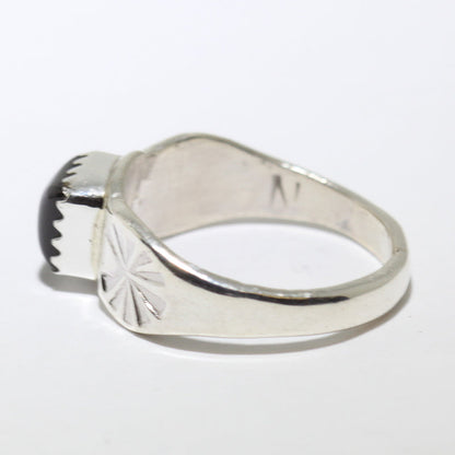 寶琳·尼爾森的縞瑪瑙戒指