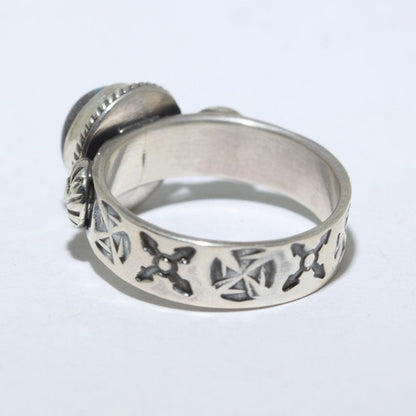 达雷尔·卡德曼 (Darrell Cadman) 设计的比斯比戒指，9.5号