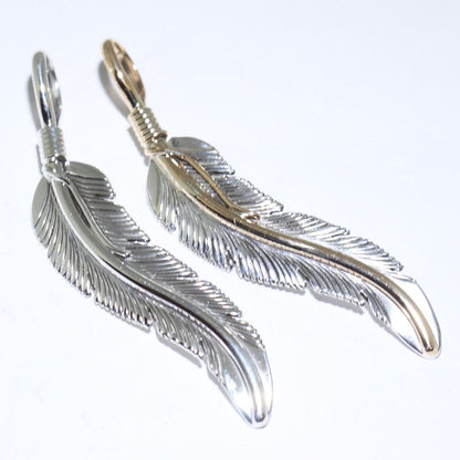 Colgante de Pluma de Plata por Harvey Mace (plata o oro)