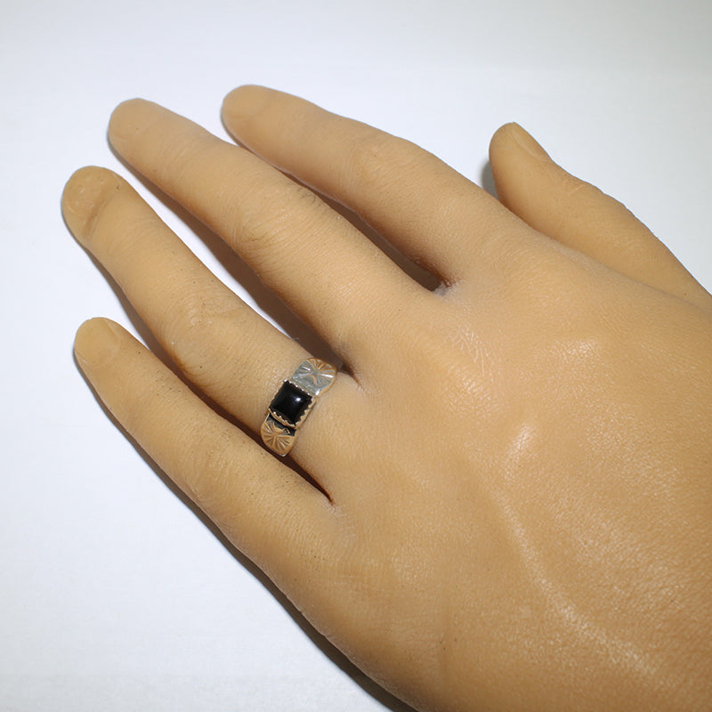 Bague en onyx par Pauline Nelson