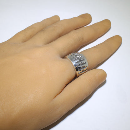 Серебряное кольцо от Rydel Curtis - размер 8.5