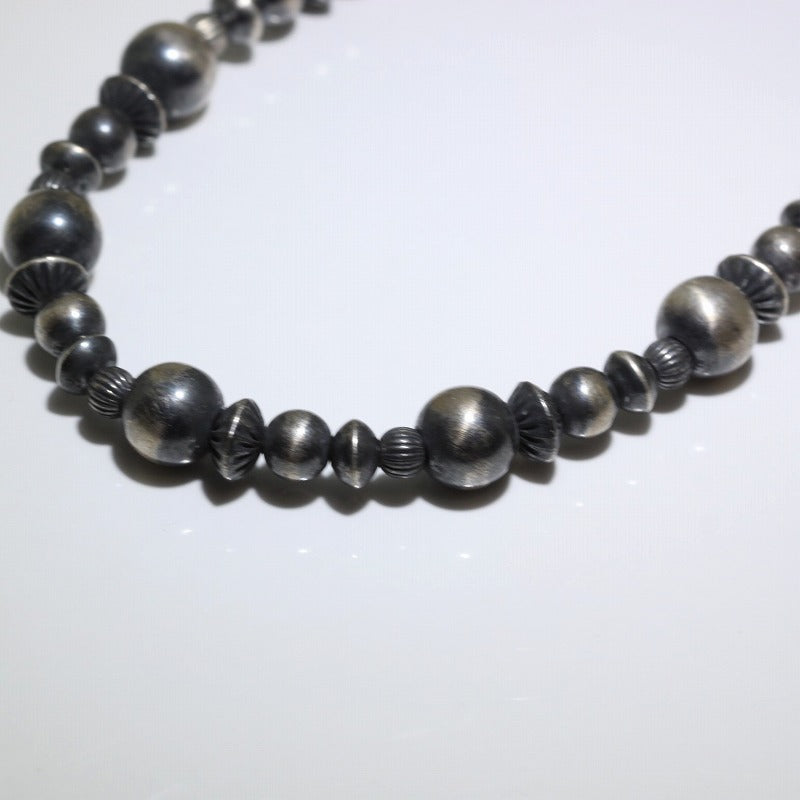 Manik perak campuran Navajo Pearls