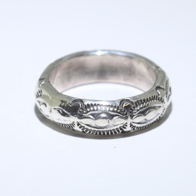 Серебряное кольцо от Арнольда Гудлака s11