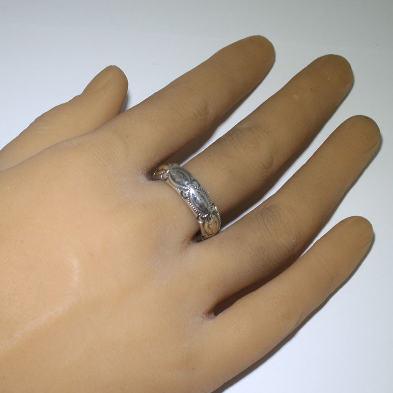 阿諾德·古德勒克製作的銀戒指 s11