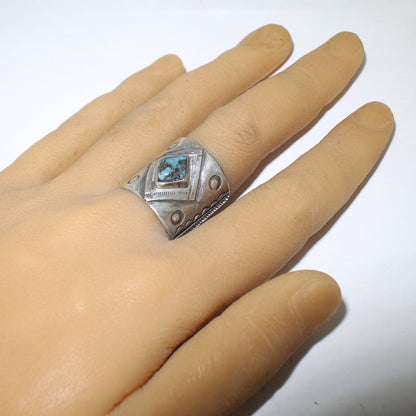 แหวนอัญมณีสีน้ำเงินโดย Jock Favour - ขนาด 8.5