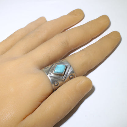 แหวนอัญมณีสีน้ำเงินโดยจ็อค เฟเวอร์ - 9