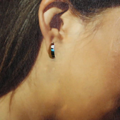 Boucles d'oreilles incrustées par Zuni