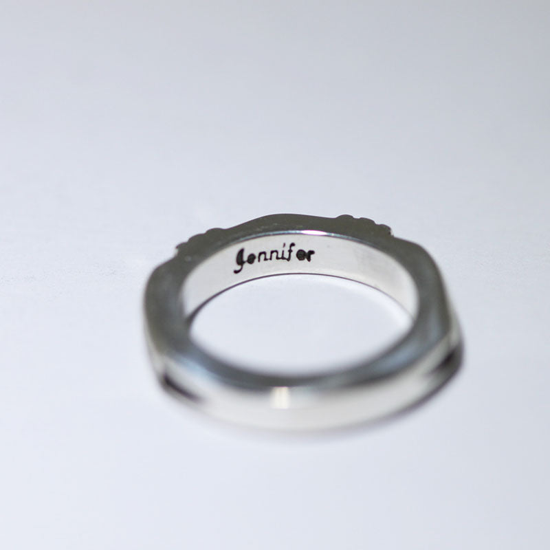 Jennifer Curtis设计的戒指，尺寸6.5