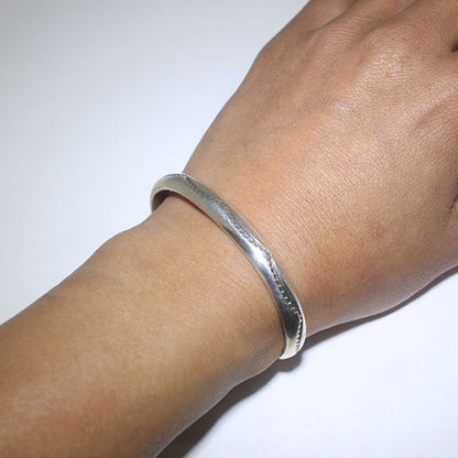 Bracelet en argent par les Navajos