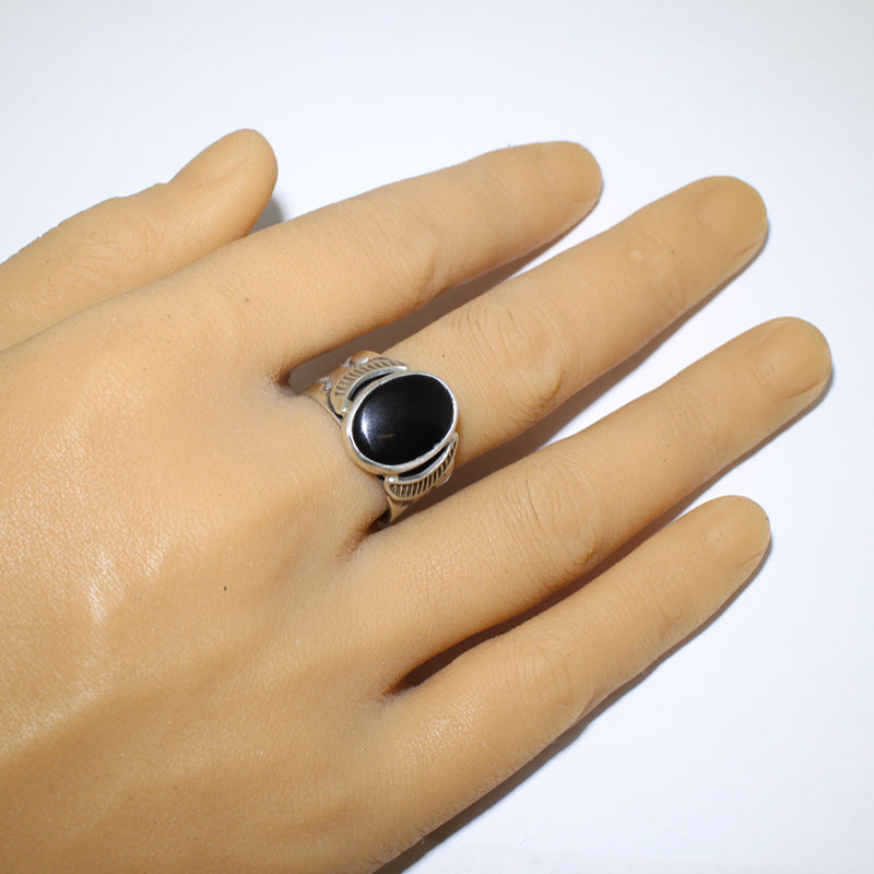 Cincin Onyx oleh Arnold Goodluck