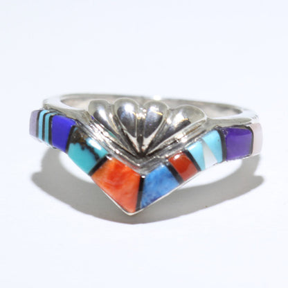 由納瓦霍族製作的鑲嵌戒指 - 7.5號