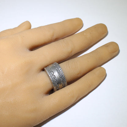 Cincin Perak oleh Jock Favour- 7.5