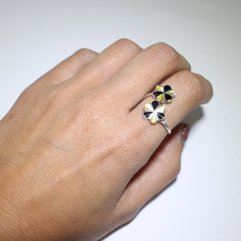 Flower Ring by Navajo